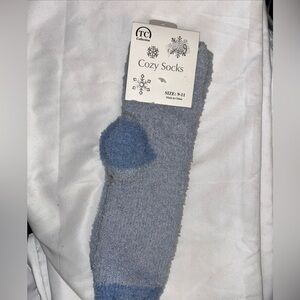 TC Collection Womans Cozy Socks One Size Fits Most Super Soft 9-11 Blue & Gray